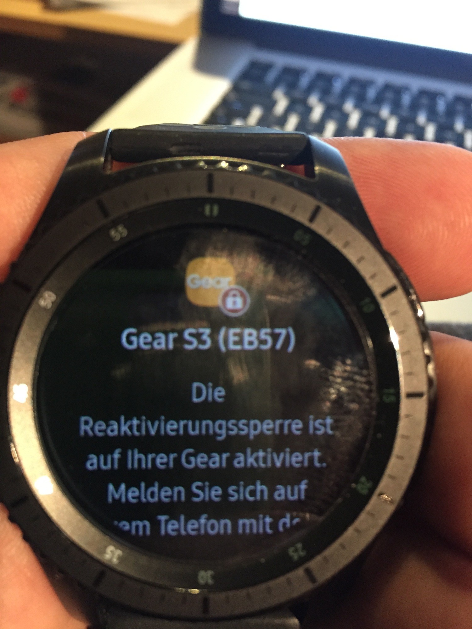 18075iA22E22E297A008E3?v=v2.jpg