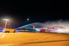 malindoair_d72f8c0a4e7e4e4ab9e7cee8b58e896a.jpg