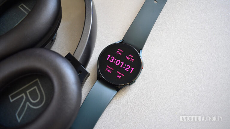 Kann man Kopfhörer an eine Samsung Galaxy Watch anschließen?
